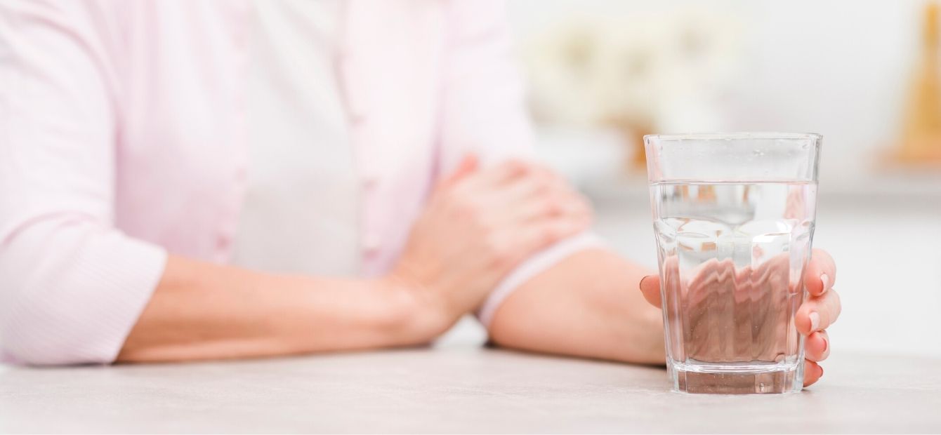 Header con immagine e testo