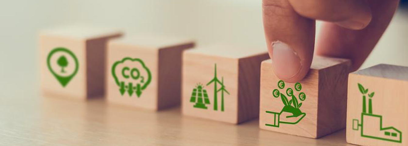 Header con immagine e testo