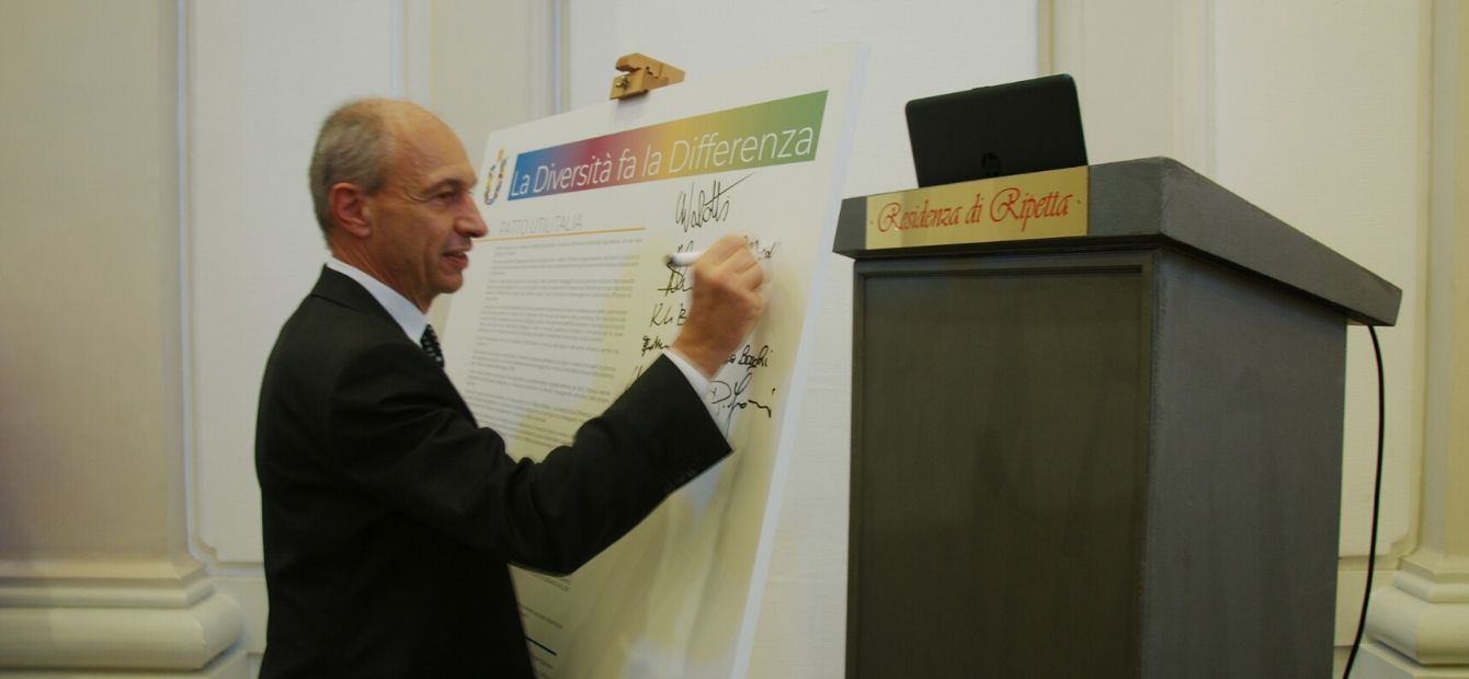 AQP firma il patto Utilitalia per la diversità e l'inclusione