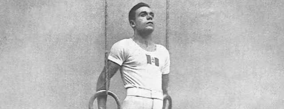 foto di Francesco Martino durante le olimpiadi negli anni '20