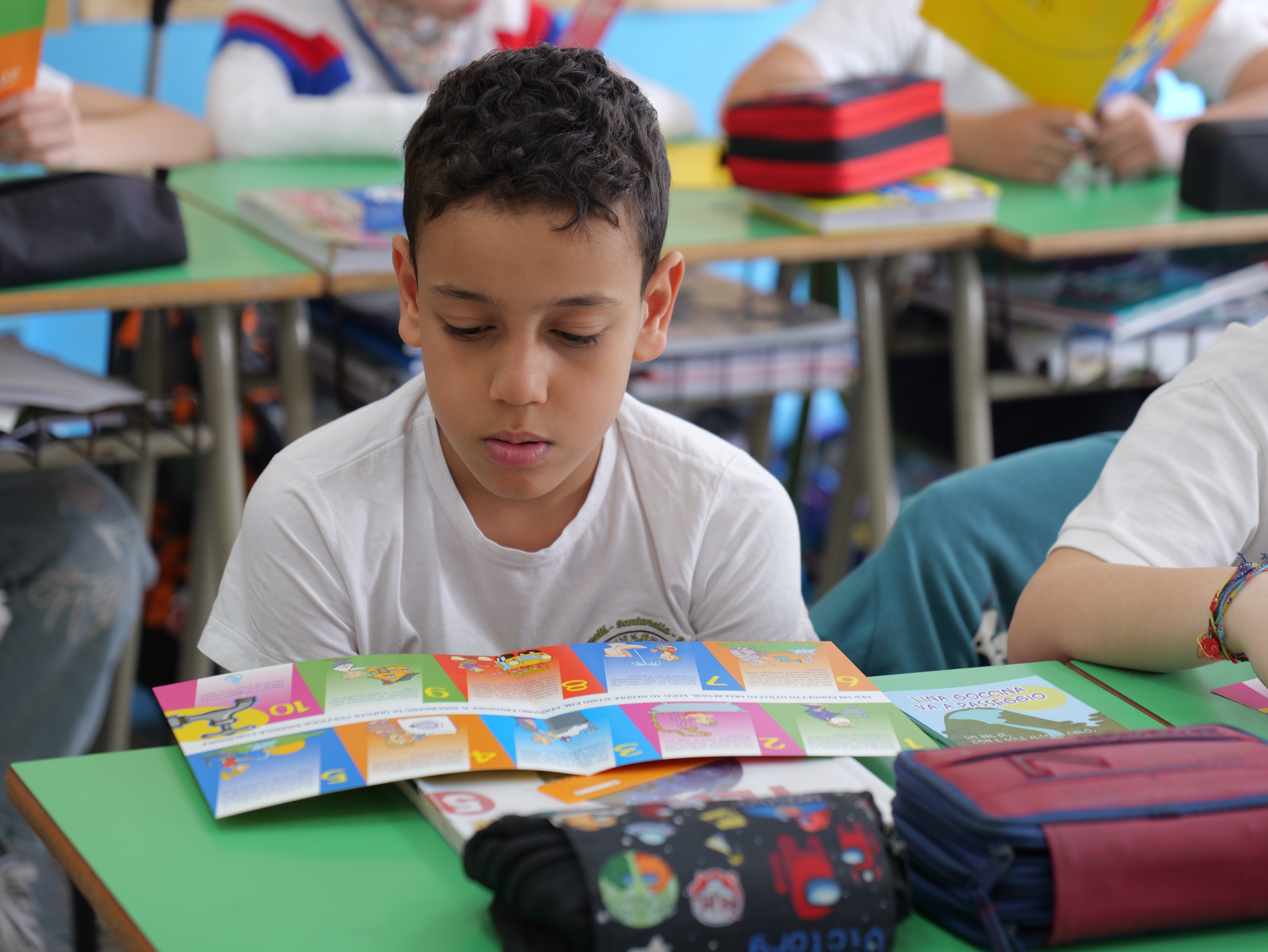 Un alunno della classe 5° B della Scuola Primaria "F.Cifarelli" di Corato 