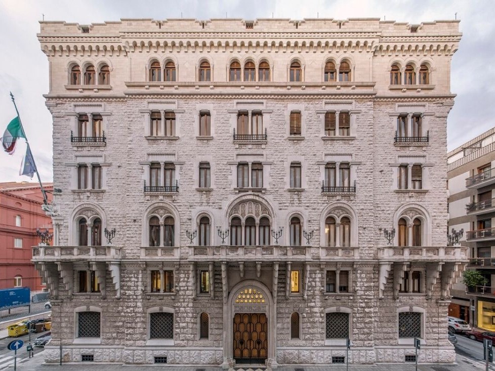 La storia dell’Acquedotto Pugliese Header con immagine e testo