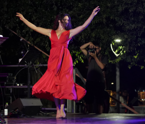 Ballerina Festival itinerante Notte della Taranta