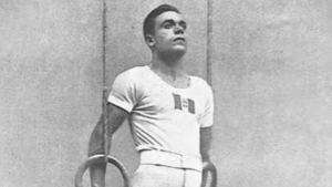 foto di Francesco Martino durante le olimpiadi negli anni '20
